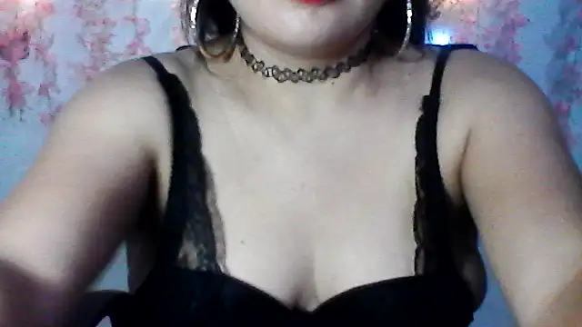 Snapshot of shashel5 chatting on November 2025 06:36:01 AM shashel5 online show from November 2025 06:36:01 AM