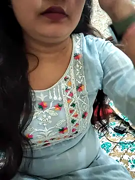 RICHA 0 online show from February 2025 04:57:01 AM