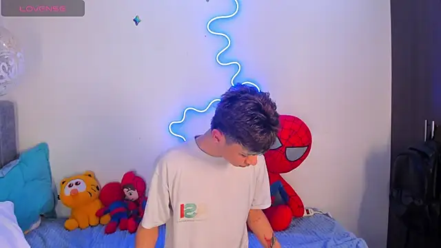 Snapshot of callum_77 chatting on November 2025 04:34:02 AM callum 77 online show from November 2025 04:34:02 AM