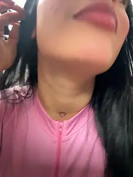 Antonella Smiith  online show from October 2025 01:33:02 PM