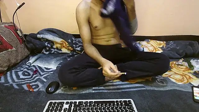 Snapshot of rahulkajuuu0909 chatting on December 2025 10:26:01 PM rahulkajuuu0909 online show from December 2025 10:26:01 PM