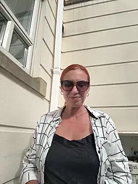 YNA ELLA online show from September 2025 11:03:01 AM