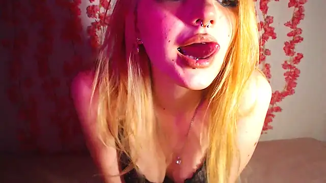 KimiSakura online show from September 2025 08:11:02 PM