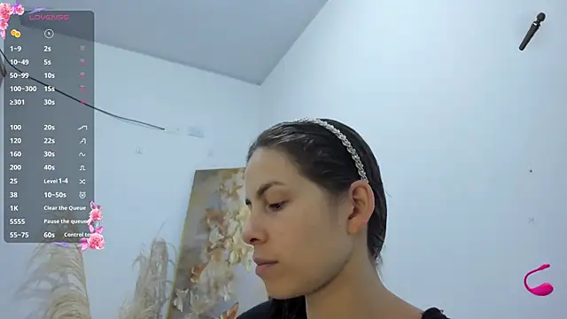 Snapshot of jessyegoldenn chatting on October 2025 04:19:02 PM jessyegoldenn online show from October 2025 04:19:02 PM