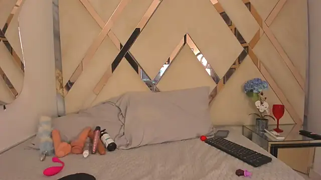 Snapshot of cataleyaxht chatting on September 2025 12:32:02 PM cataleyaxht online show from September 2025 12:32:02 PM