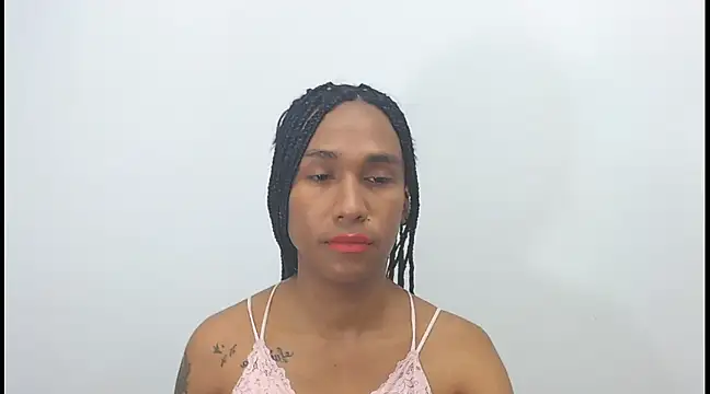 Snapshot of red_veltet chatting on March 2025 02:12:02 PM red veltet online show from March 2025 02:12:02 PM