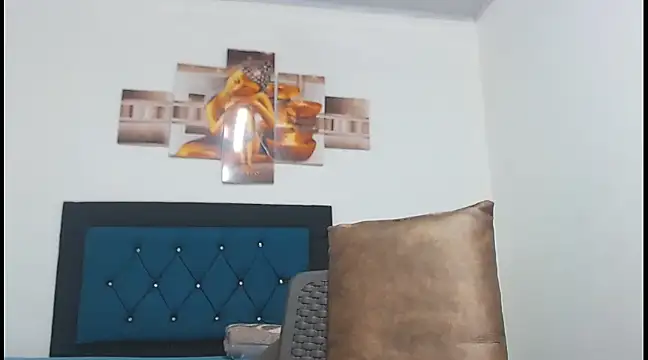 Snapshot of red_veltet chatting on March 2025 07:15:01 AM red veltet online show from March 2025 07:15:01 AM