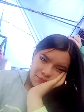 Snapshot of krolay16 chatting on October 2025 04:18:01 PM krolay16 online show from October 2025 04:18:01 PM