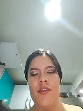 Snapshot of krolay16 chatting on October 2025 01:08:02 AM krolay16 online show from October 2025 01:08:02 AM