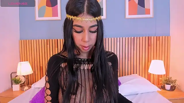 AnnieGibbyns online show from October 2025 08:44:01 PM