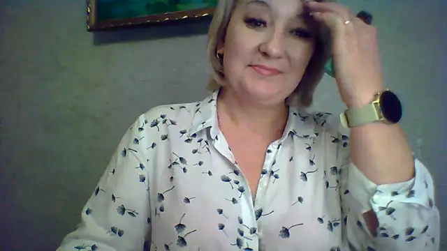 ArielXLoveresss online show from November 2025 02:48:02 PM