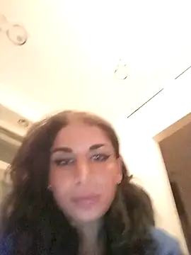 Snapshot of Loladanger20 chatting on October 2025 10:18:02 PM Loladanger20 online show from October 2025 10:18:02 PM