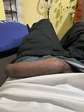 Pretosafado23cm online show from March 2025 07:59:02 PM