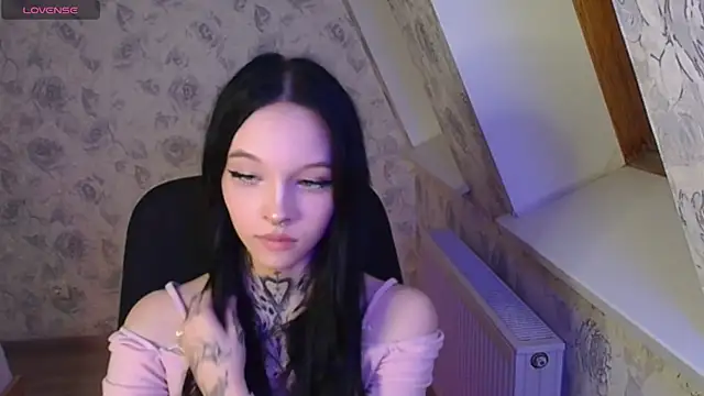 Snapshot of mefwhore chatting on March 2025 06:07:02 PM mefwhore online show from March 2025 06:07:02 PM