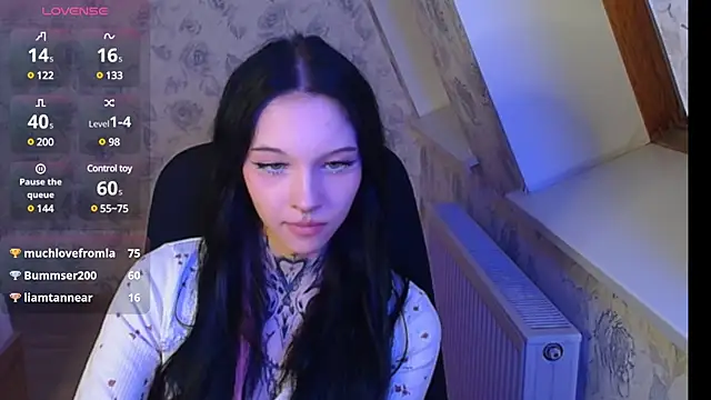 Snapshot of mefwhore chatting on March 2025 10:20:01 PM mefwhore online show from March 2025 10:20:01 PM