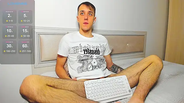 Snapshot of your_super_hero chatting on December 2025 04:42:02 AM your super hero online show from December 2025 04:42:02 AM