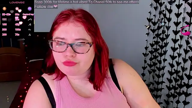 Snapshot of Lily_lu_one chatting on October 2025 10:36:01 AM Lily lu one online show from October 2025 10:36:01 AM