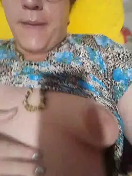 Snapshot of daimarilia chatting on November 2025 02:50:02 AM daimarilia online show from November 2025 02:50:02 AM