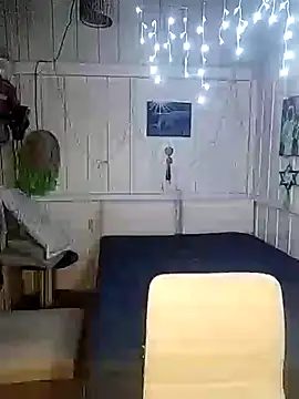 Fellyna online show from October 2025 07:12:01 PM