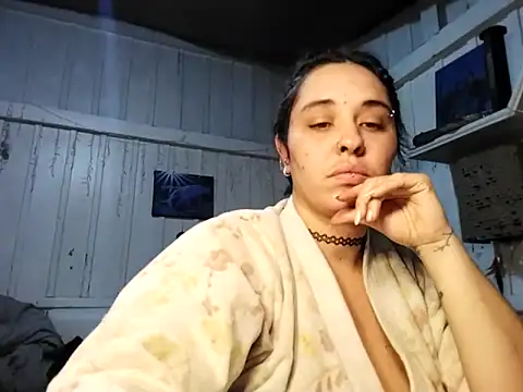 Fellyna online show from November 2025 03:55:01 PM