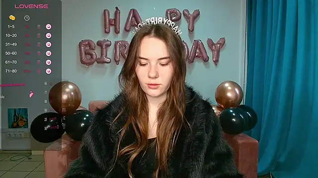 Snapshot of ElenaOconar chatting on November 2025 08:35:01 AM ElenaOconar online show from November 2025 08:35:01 AM