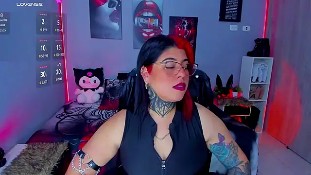 Veronika metal online show from October 2025 02:04:02 PM