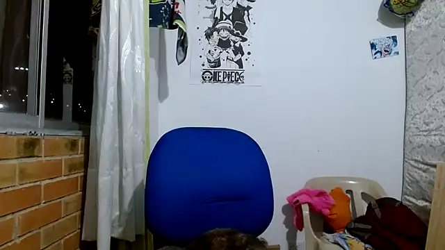 Snapshot of Escarcha-blue chatting on November 2025 01:06:02 AM Escarcha-blue online show from November 2025 01:06:02 AM