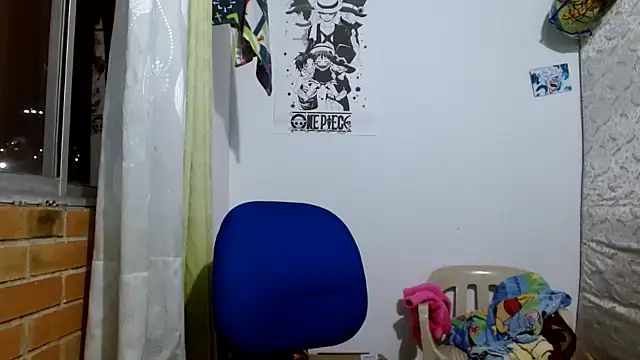 Snapshot of Escarcha-blue chatting on November 2025 11:25:02 PM Escarcha-blue online show from November 2025 11:25:02 PM