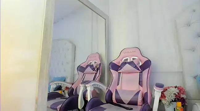 kamii arias online show from March 2025 03:23:02 PM