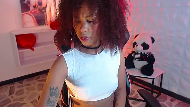 Snapshot of anahi_macys chatting on March 2025 12:05:02 PM anahi macys online show from March 2025 12:05:02 PM