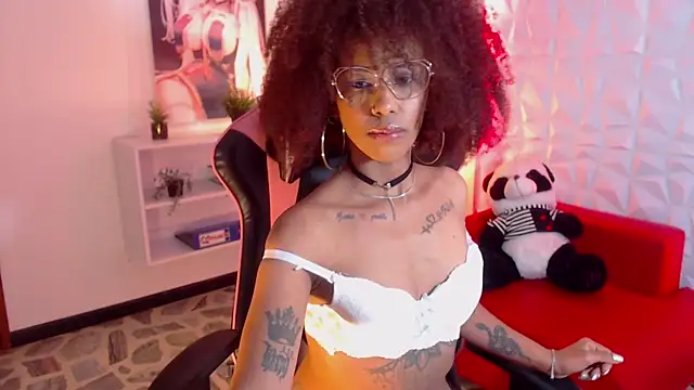 Snapshot of anahi_macys chatting on March 2025 05:08:02 PM anahi macys online show from March 2025 05:08:02 PM