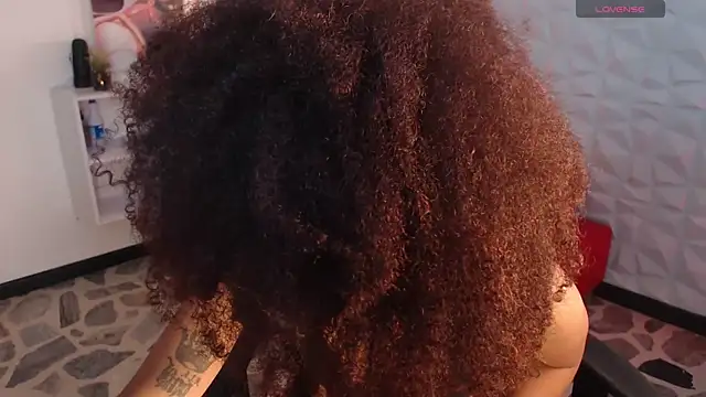 Snapshot of anahi_macys chatting on March 2025 03:31:01 PM anahi macys online show from March 2025 03:31:01 PM