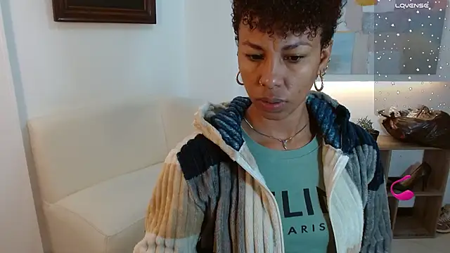 Snapshot of anahi_macys chatting on September 2025 11:22:02 AM anahi macys online show from September 2025 11:22:02 AM