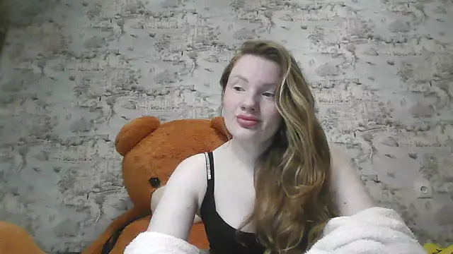 Eveline May online show from March 2025 10:21:02 PM