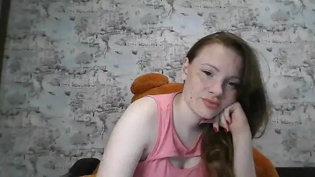 Eveline May online show from September 2025 02:28:01 PM