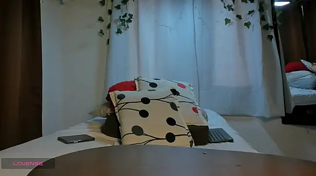 Snapshot of SamanthaLara chatting on March 2025 02:45:01 PM SamanthaLara online show from March 2025 02:45:01 PM