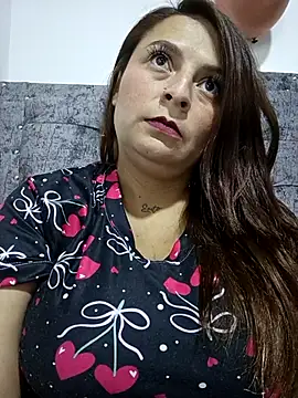 Snapshot of nahomysaints chatting on November 2025 03:39:01 AM nahomysaints online show from November 2025 03:39:01 AM