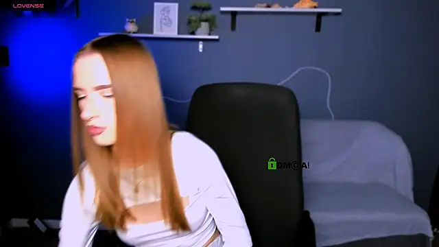 Snapshot of doll_vey chatting on October 2025 07:14:01 PM doll vey online show from October 2025 07:14:01 PM