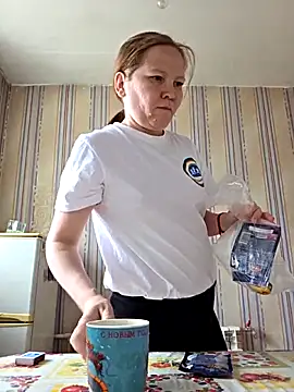 Snapshot of -Kathrine_kit- chatting on October 2025 08:47:02 AM -Kathrine kit- online show from October 2025 08:47:02 AM