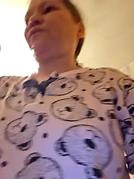 Snapshot of -Kathrine_kit- chatting on November 2025 03:22:01 PM -Kathrine kit- online show from November 2025 03:22:01 PM