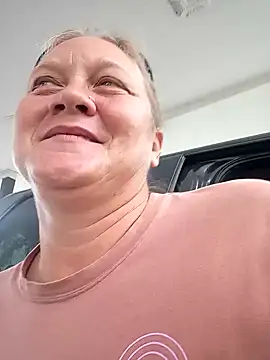 wetnwildforyou online show from November 2025 05:47:01 PM