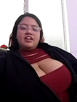 Tefany Smith online show from September 2025 04:56:01 PM