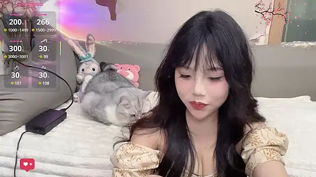 Yik-11 online show from March 2025 09:56:02 PM