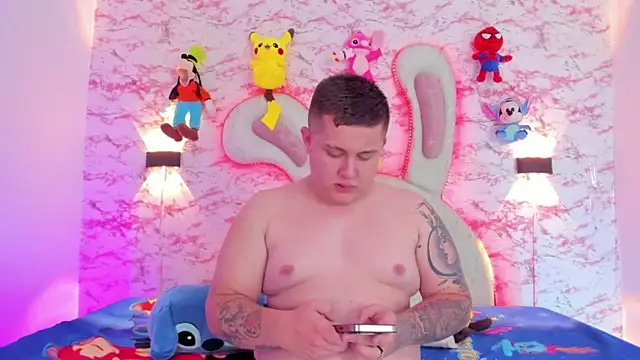 IM SINAY online show from October 2025 08:38:02 PM