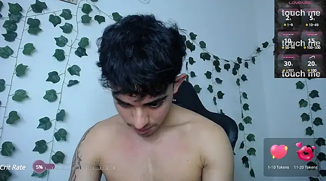 Snapshot of Noah_milleer chatting on March 2025 08:31:01 PM Noah milleer online show from March 2025 08:31:01 PM