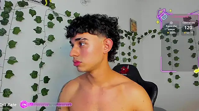 Snapshot of Noah_milleer chatting on September 2025 11:41:01 PM Noah milleer online show from September 2025 11:41:01 PM