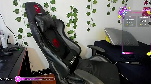 Snapshot of Noah_milleer chatting on October 2025 10:03:02 PM Noah milleer online show from October 2025 10:03:02 PM