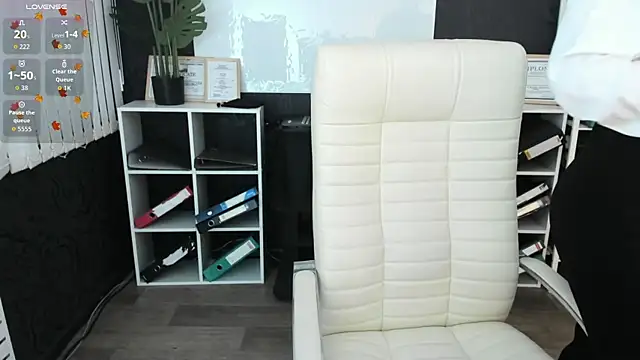 meow mellie online show from October 2025 01:39:03 AM