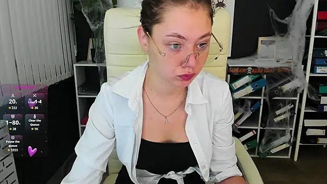 meow mellie online show from November 2025 05:32:02 AM