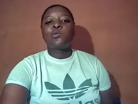 sexyhips2001 online show from October 2025 05:20:02 PM